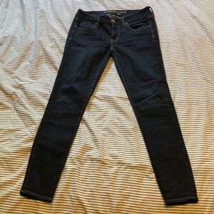 American Eagle Super Stretch Jegging in Dark Denim